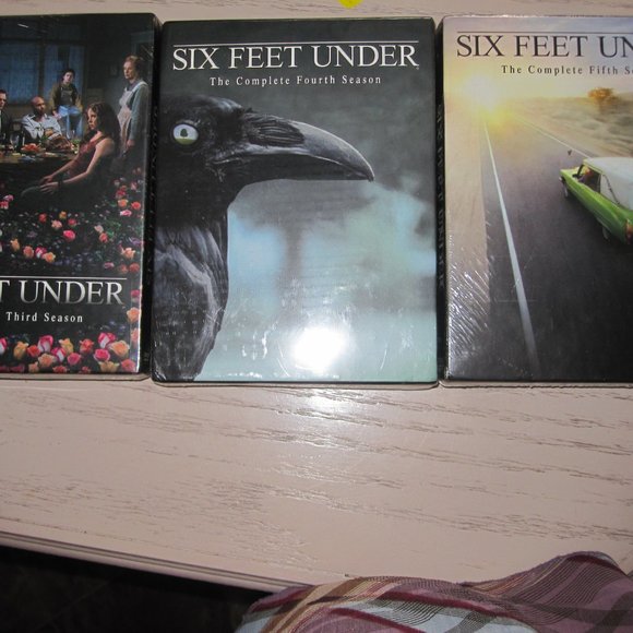 SALE!!! six feet under NIP season 3 4 5. - Picture 3 of 8